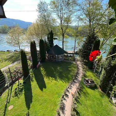 Apartman "Kapetana Luka" Ljubovija Zewnętrze zdjęcie