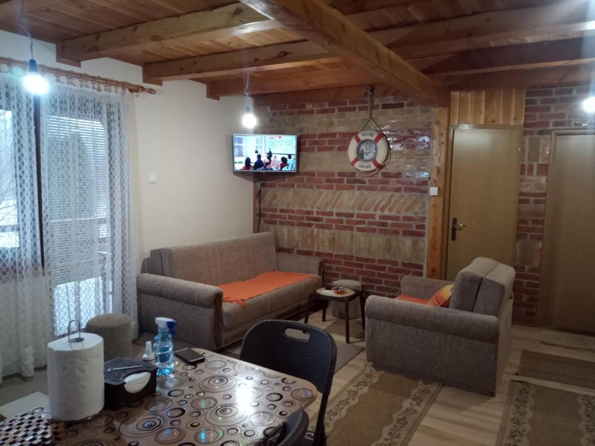 Apartman "Kapetana Luka" Ljubovija Zewnętrze zdjęcie