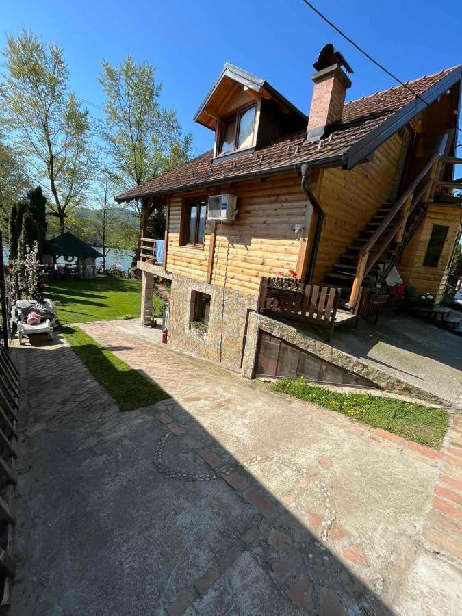 Apartman "Kapetana Luka" Ljubovija Zewnętrze zdjęcie